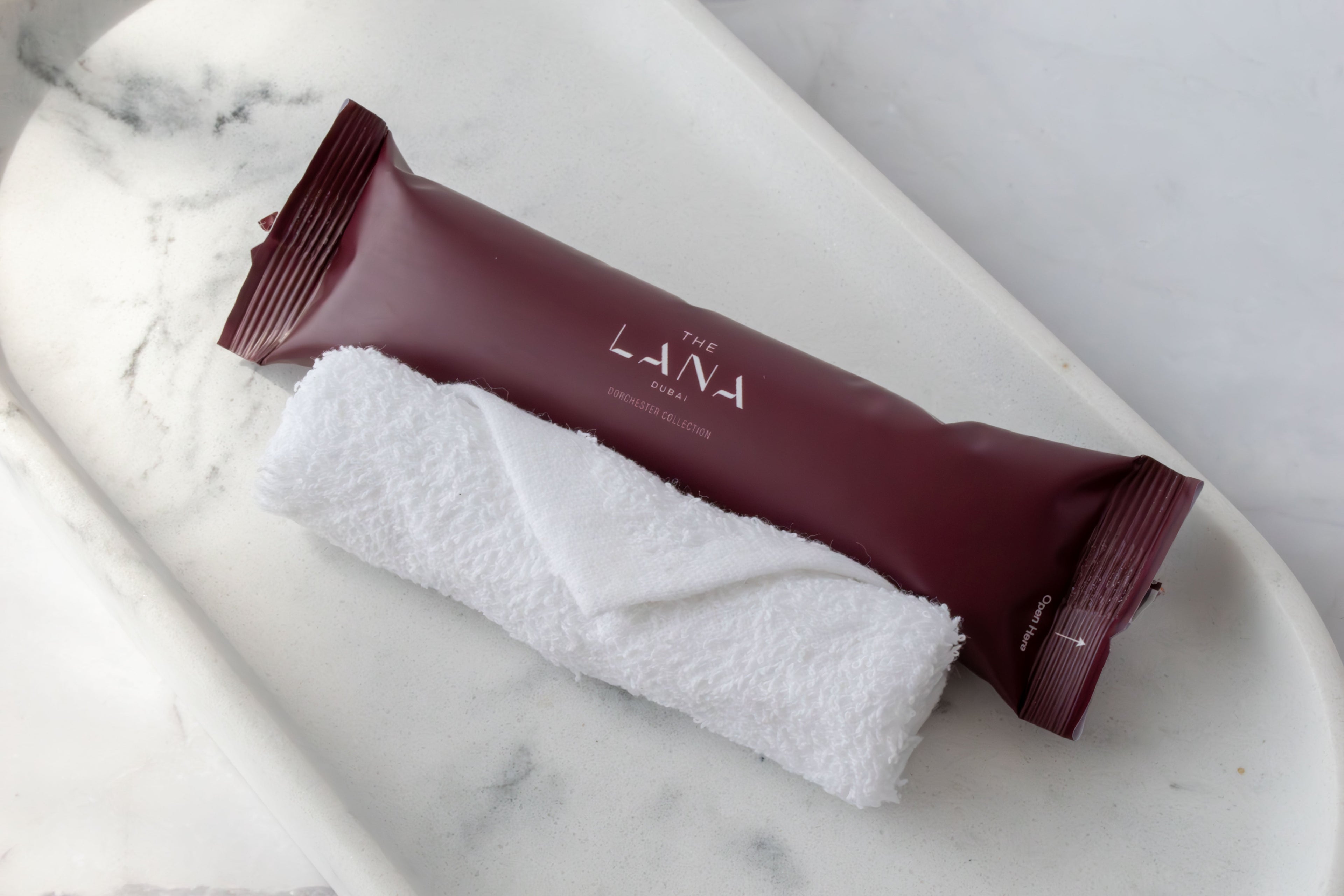 How to Enhance the Guest Experience at a 5-Star Hotel with the Oshibori Ritual